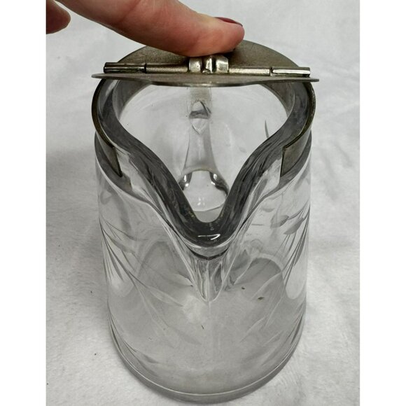 Vintage Glass Syrup Pitcher With Hinged Lid & Etched Floral Design - Picture 5 of 8